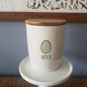 Rae Dunn HATCH Egg Cellar New